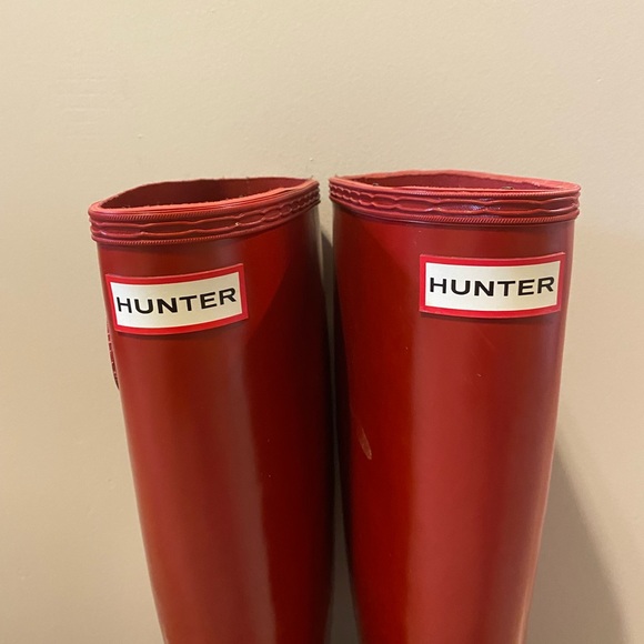 Red Hunter Rain Boots - Picture 4 of 7